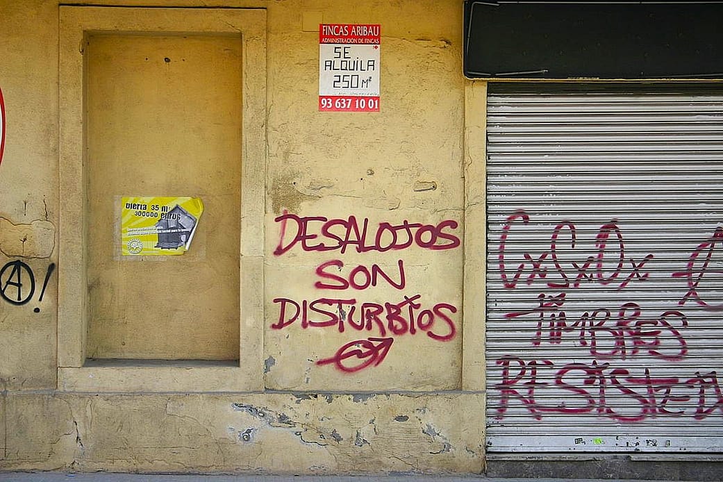 La compra de pisos okupados se realiza con fondos propios por no poder realizar su tasación, según Tecnotramit