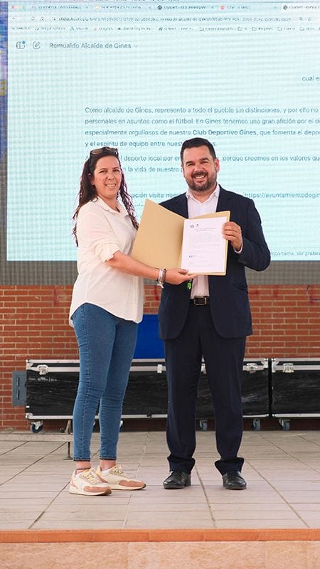 Doctrina Qualitas y AEDIA otorgan el Sello IA+ al Ayuntamiento de Ginés